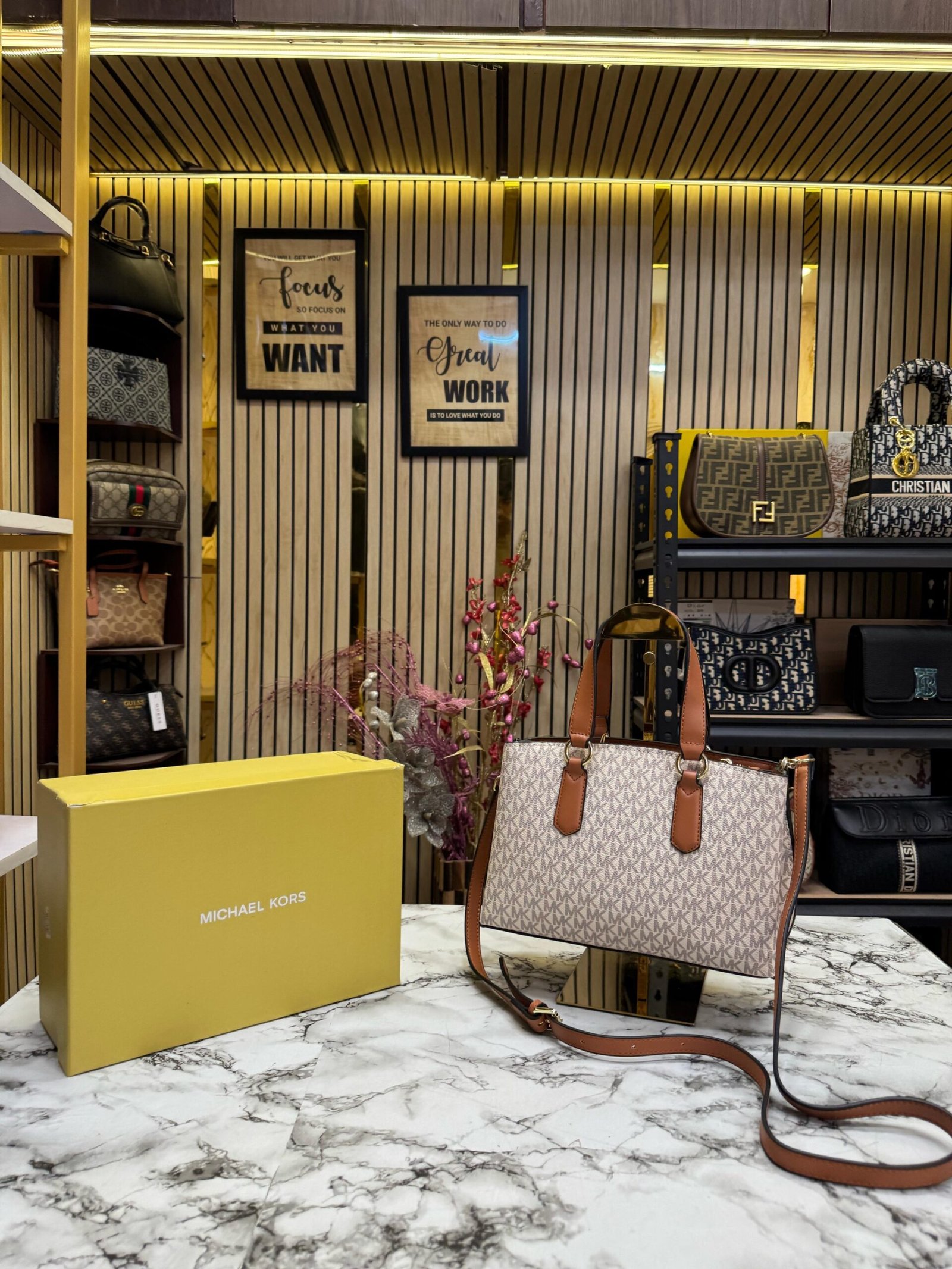 MICHAEL KORS EMMA WITH ORIGINAL BOX AND CARRY BAG