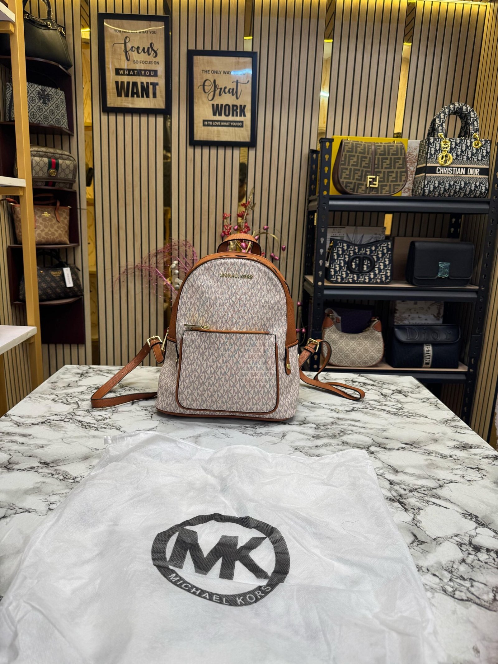 MICHAEL KORS ADINA PREMIUM BAGPACK