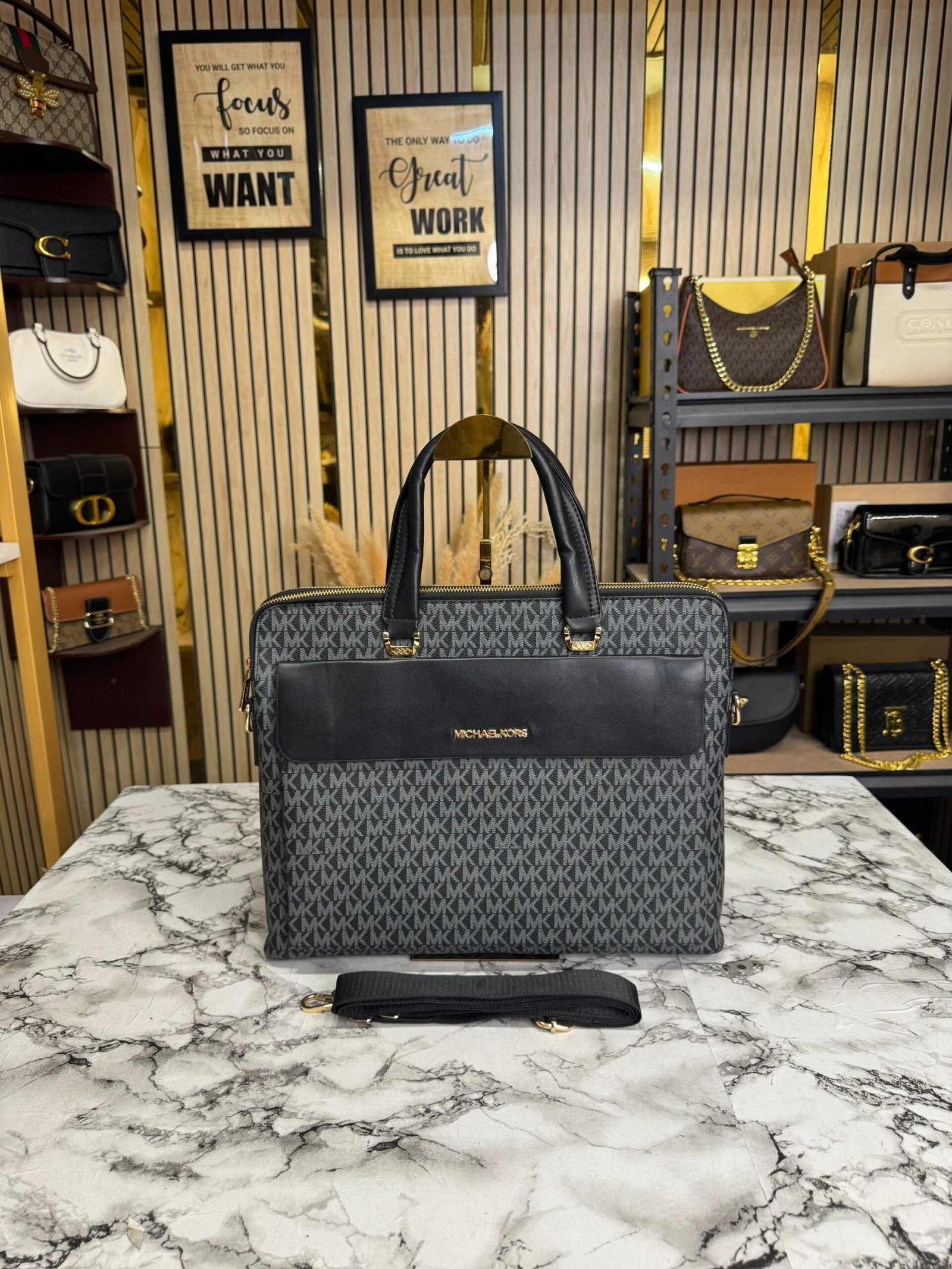 MICHAEL KORS LOGO LAPTOP BAG