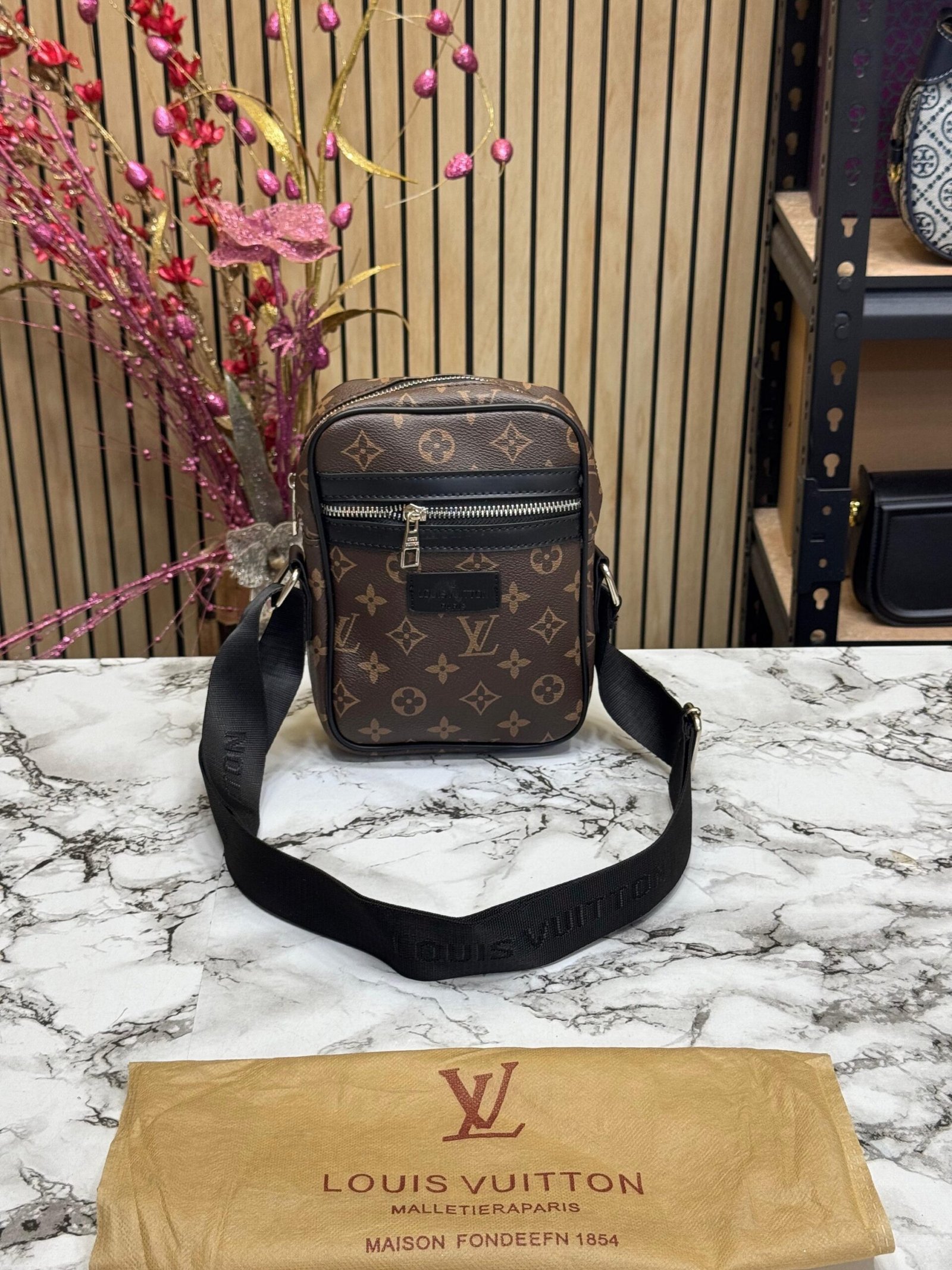 LOUIS VUITTON SIDE BAG