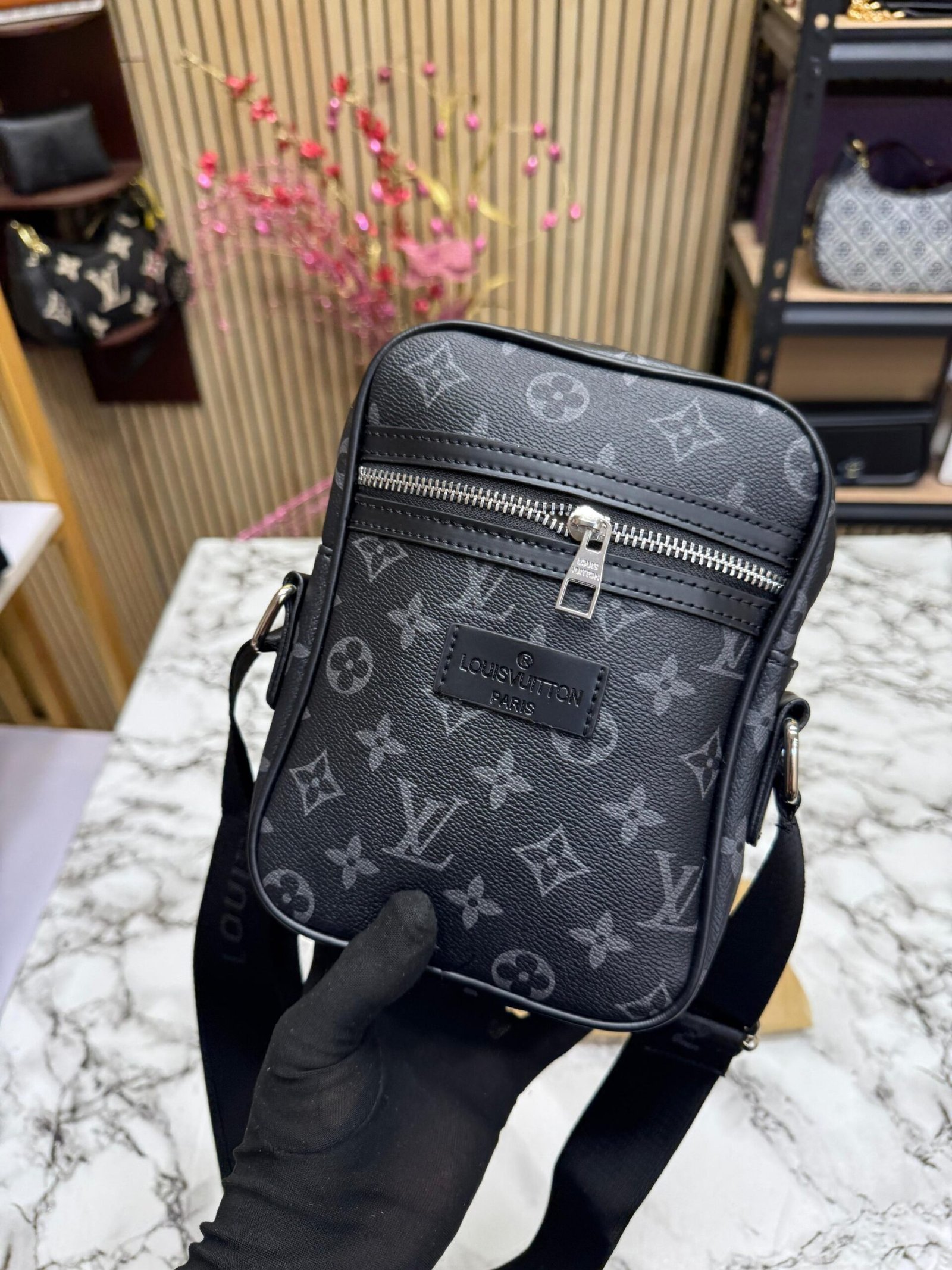 LOUIS VUITTON SIDE BAG