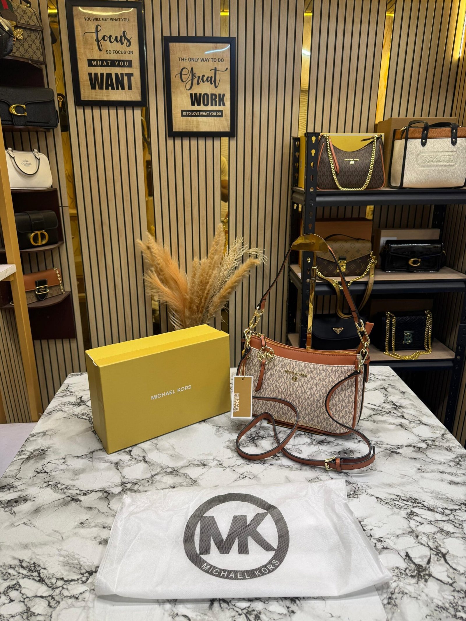 MICHAEL KORS JET SET SLING BAG WITH ORIGNAL BOX AND CARRY BAG (BEIGE)