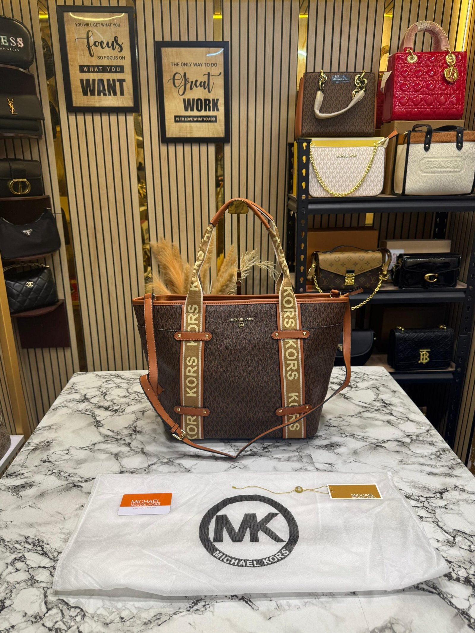 MICHAEL KORS MAEVE PREMIUM TOTE BAG WITH DUST BAG PACKING