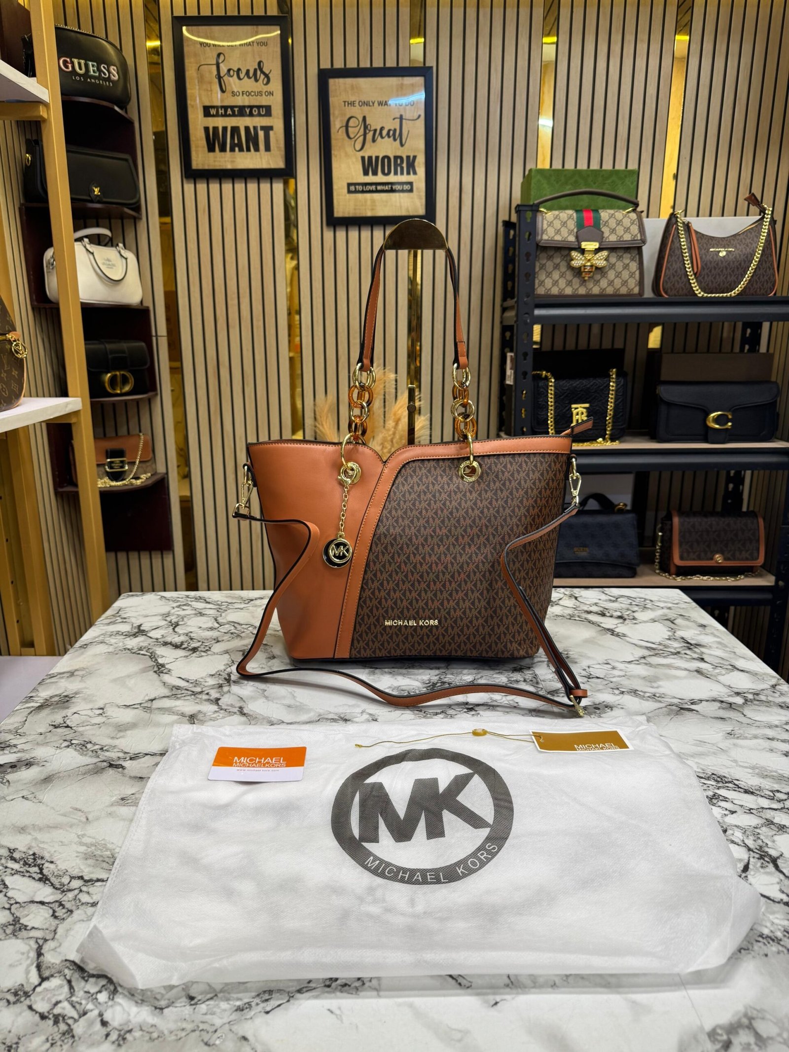 MICHAEL KORS RAVAN WITH DUST BAG PACKING COFFEE BROWN